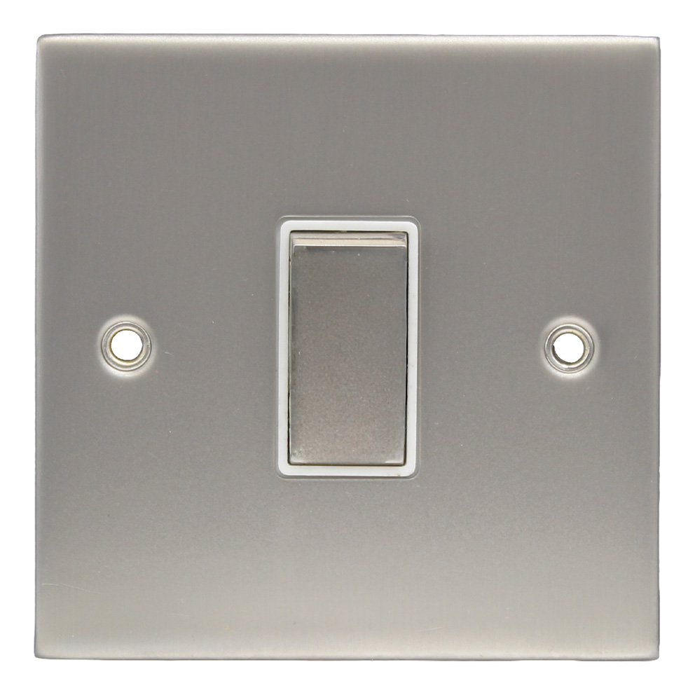 1G 10A Intermediate Switch